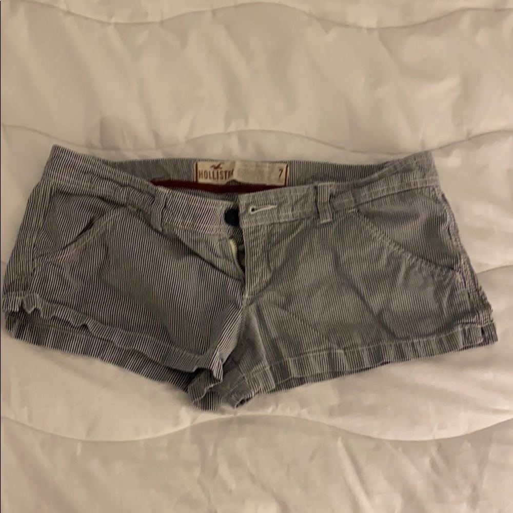 Hollister Shorts Size 7